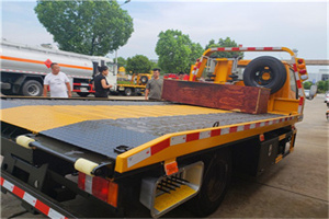 广州附近拖车电话号码服务